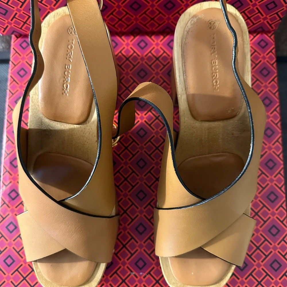 Tory Burch Blythe 90mm Sandal in Nappa Leather - Picture 4 of 5